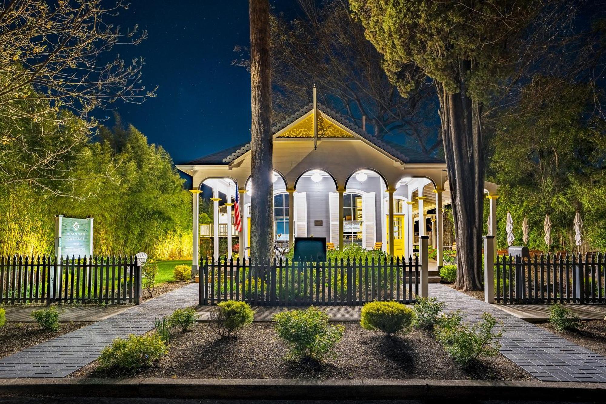 Brannan Cottage Inn Калистога Экстерьер фото